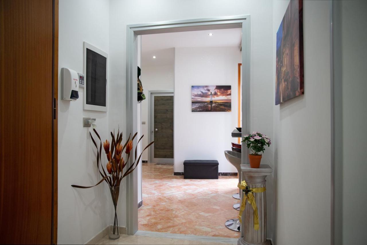 Li Cumpari salentini Apartment Lecce Exterior foto