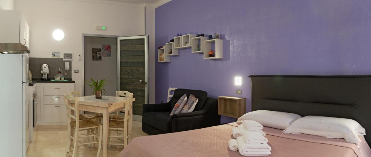 Li Cumpari salentini Apartment Lecce Exterior foto