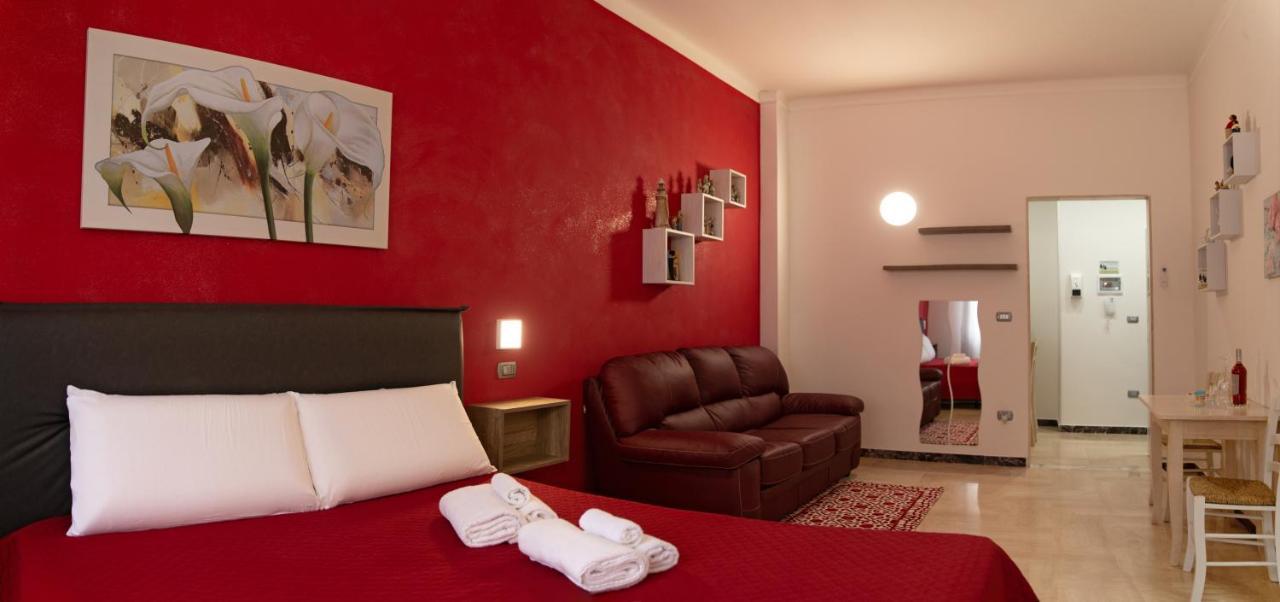 Li Cumpari salentini Apartment Lecce Exterior foto